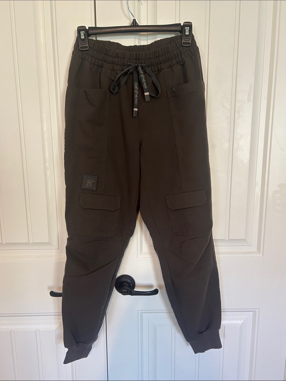 Fig’s Star Wars Navarro Fennec Shand Jogger Scub set Dark Brown S petite